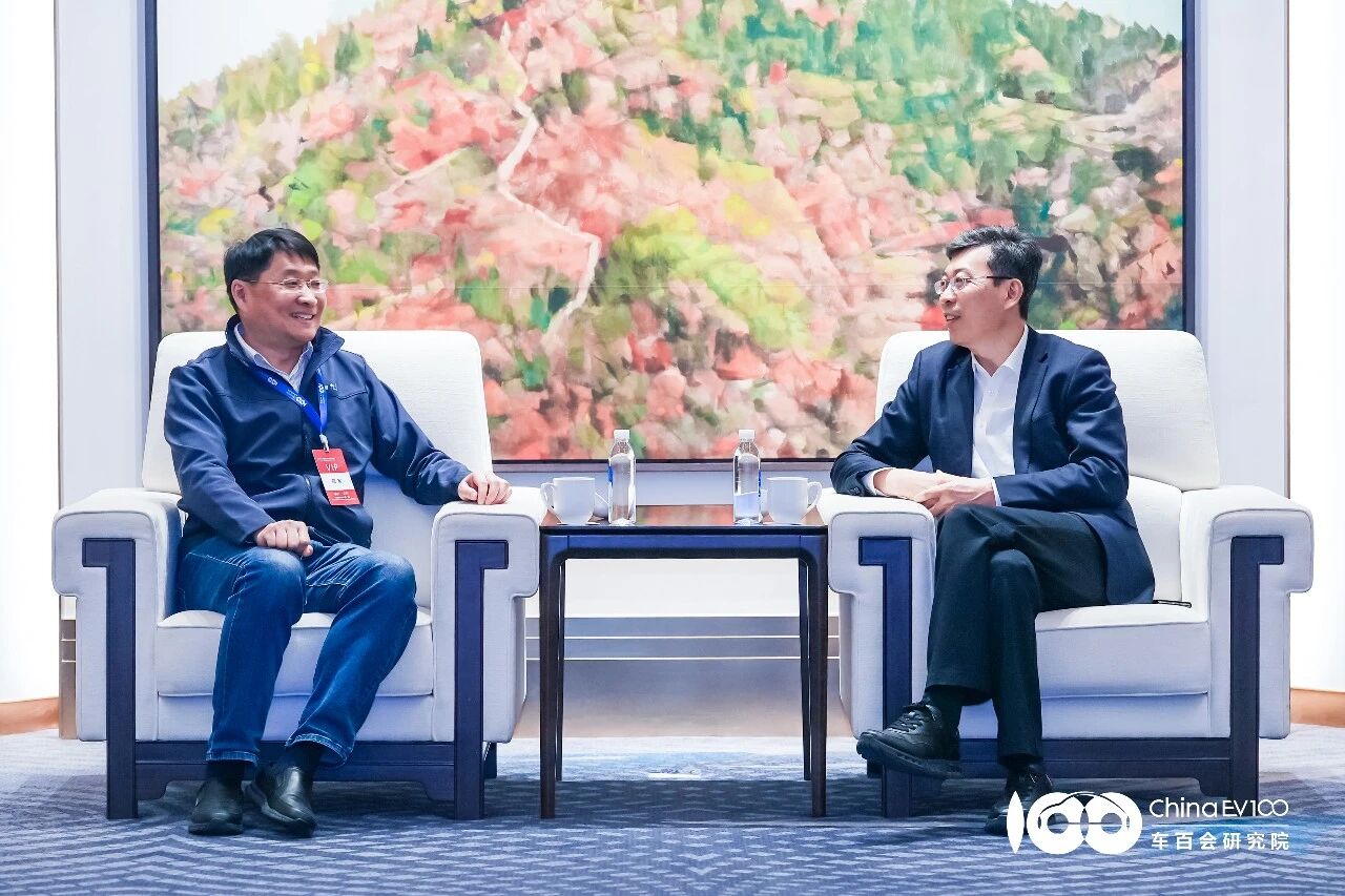张永伟理事长与为旌科技创始人兼CEO郑军座谈交流
