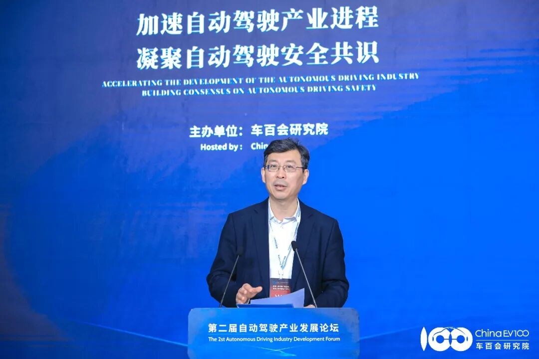 张永伟理事长与为旌科技创始人兼CEO郑军座谈交流(图6)
